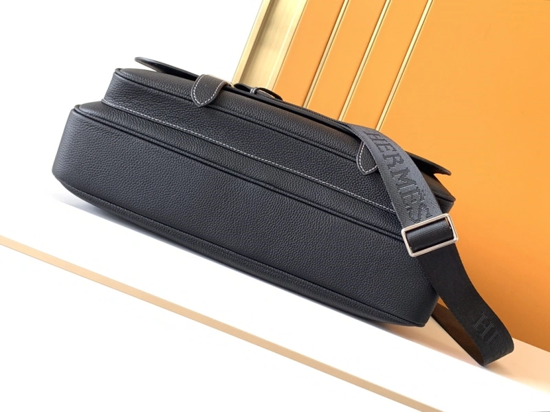 Hermes Briefcafcases 4206A-5484