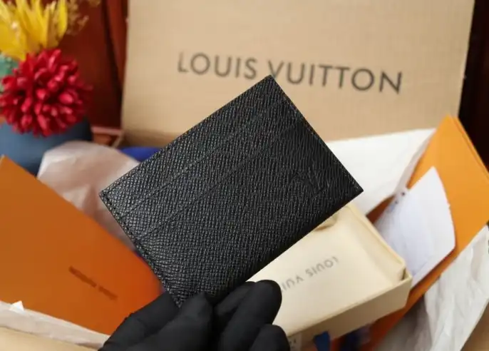 LV Wallets 4206A-6249
