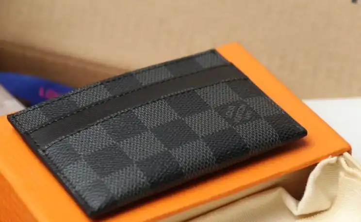 LV Wallets 4206A-6251