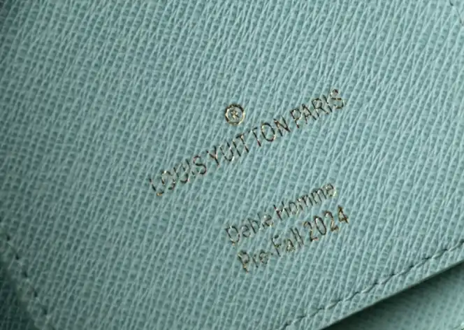 LV Wallets 4206A-6258