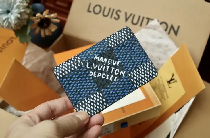 LV Wallets 4206A-6261
