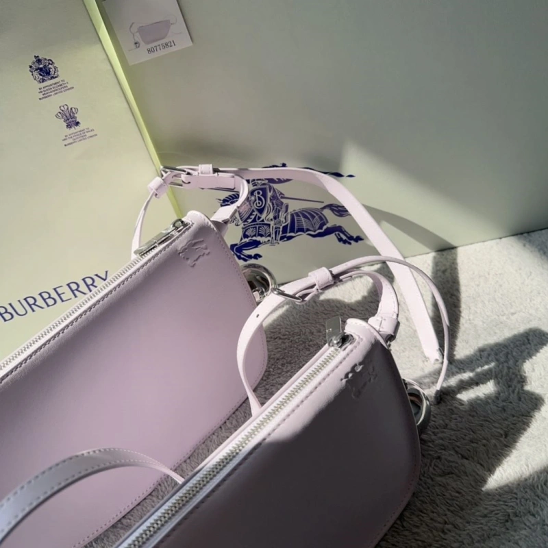 Burberry Top Handle Bags 4211D-0008