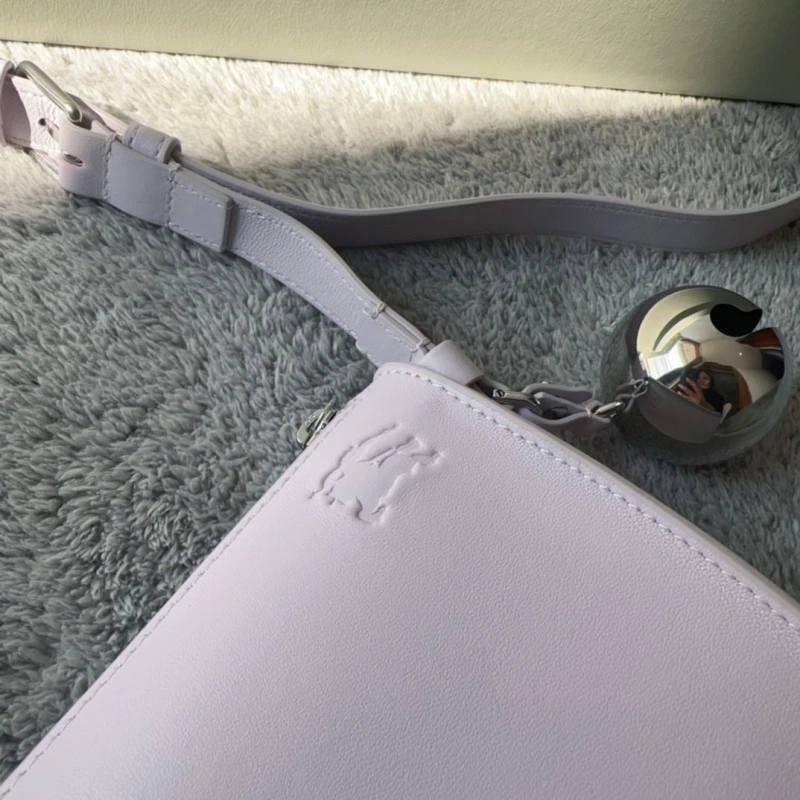 Burberry Top Handle Bags 4211D-0009