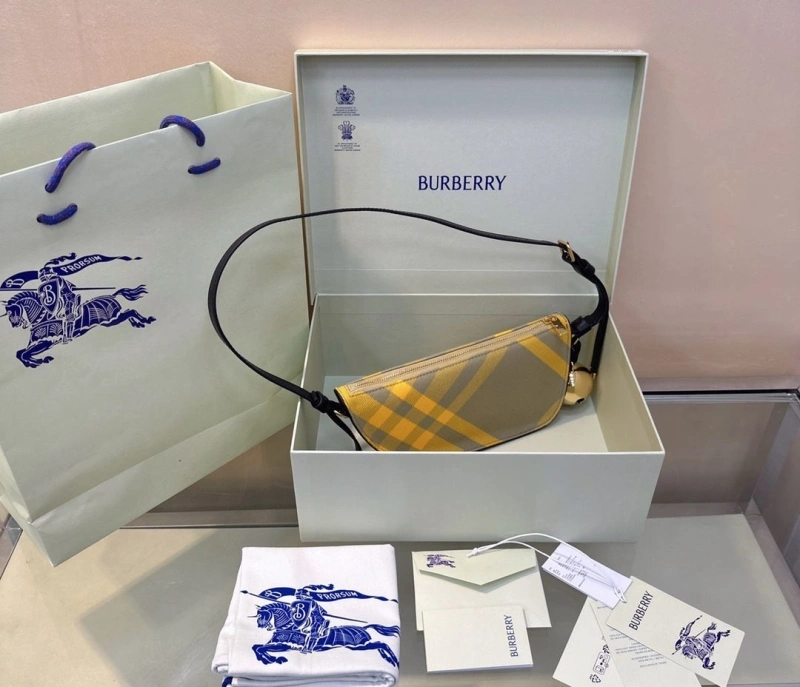 Burberry Top Handle Bags 4211D-0023