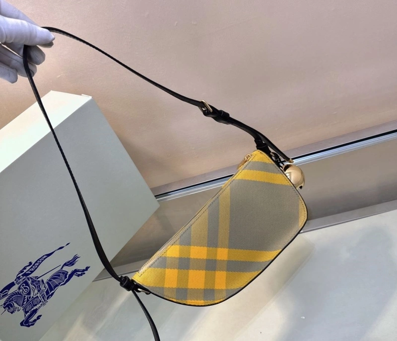 Burberry Top Handle Bags 4211D-0024