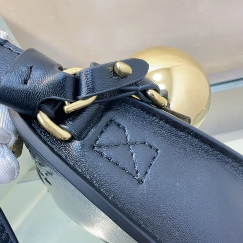 Burberry Top Handle Bags 4211D-0026