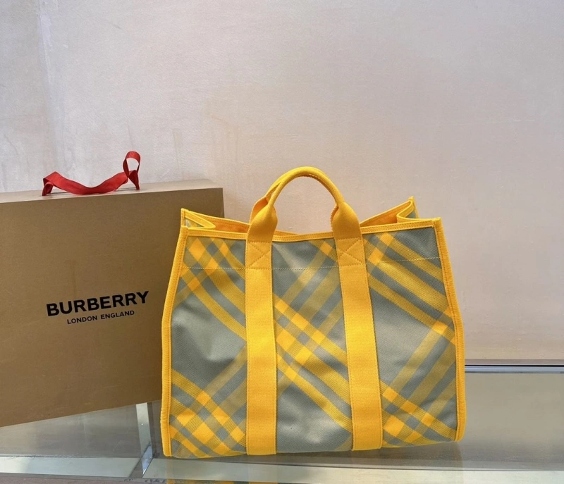 Burberry Shopping Bags 4211D-0037