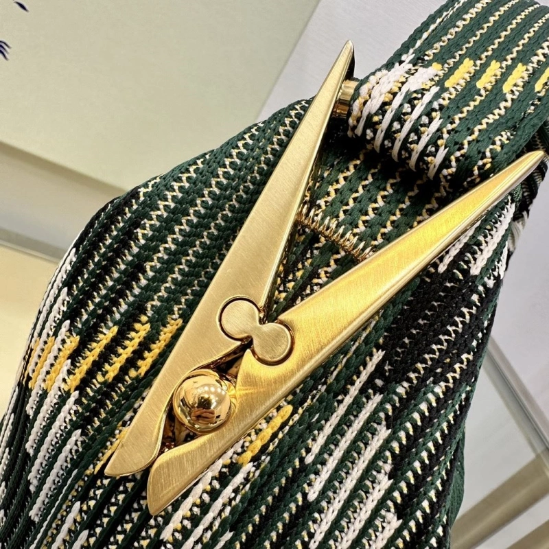 Burberry Top Handle Bags 4211D-0192