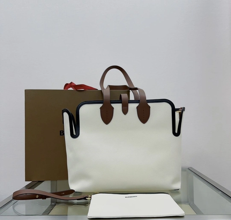 Burberry Shopping Bags 4211D-0209
