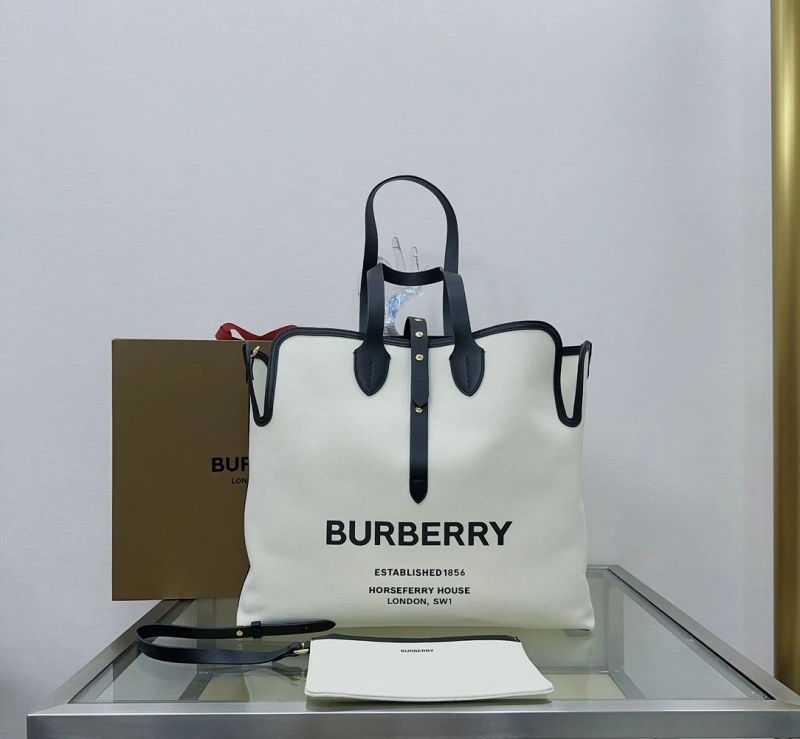 Burberry Shopping Bags 4211D-0211