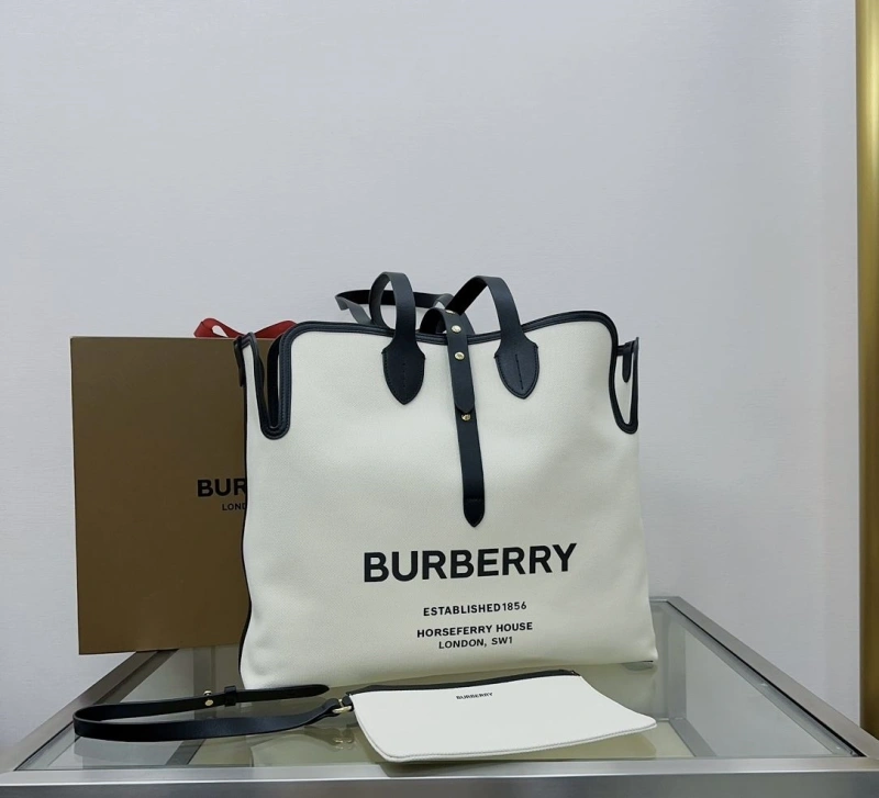 Burberry Shopping Bags 4211D-0211