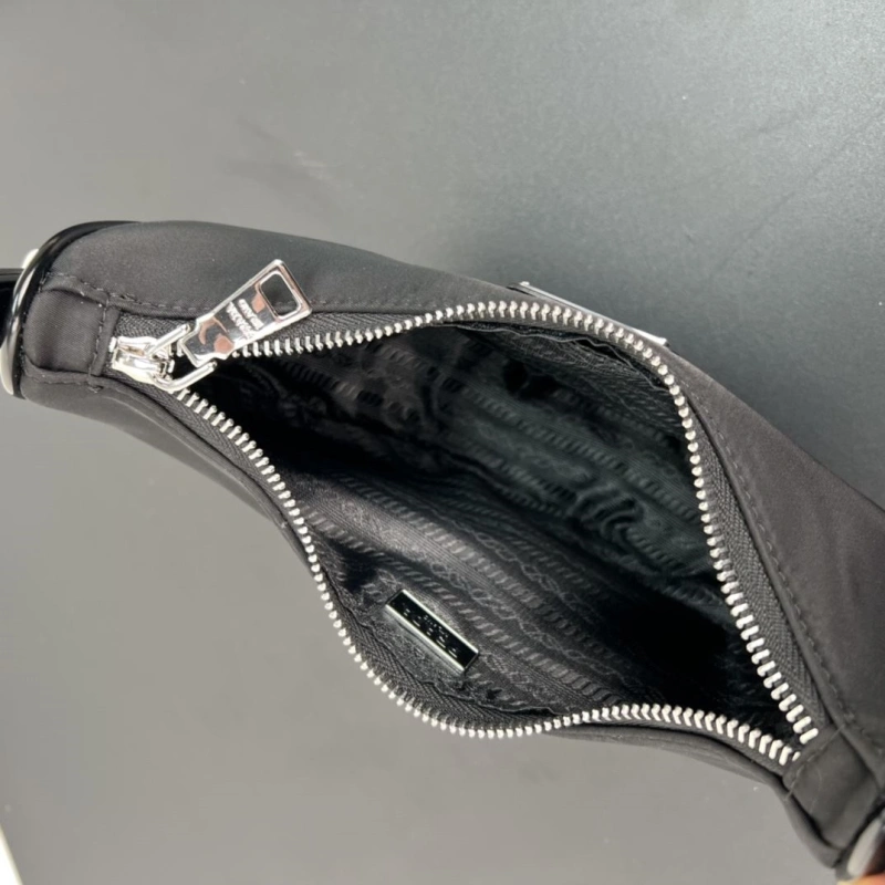 Prada Top Handle Bags 4213-0036