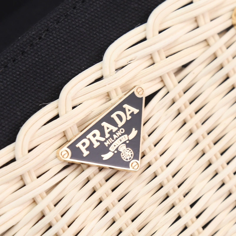 Prada Shopping Bags 4213-0062