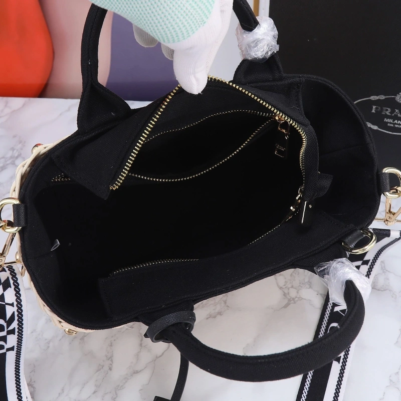 Prada Shopping Bags 4213-0062