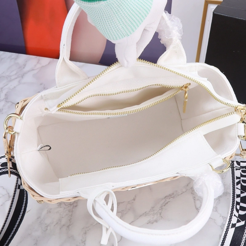 Prada Shopping Bags 4213-0063