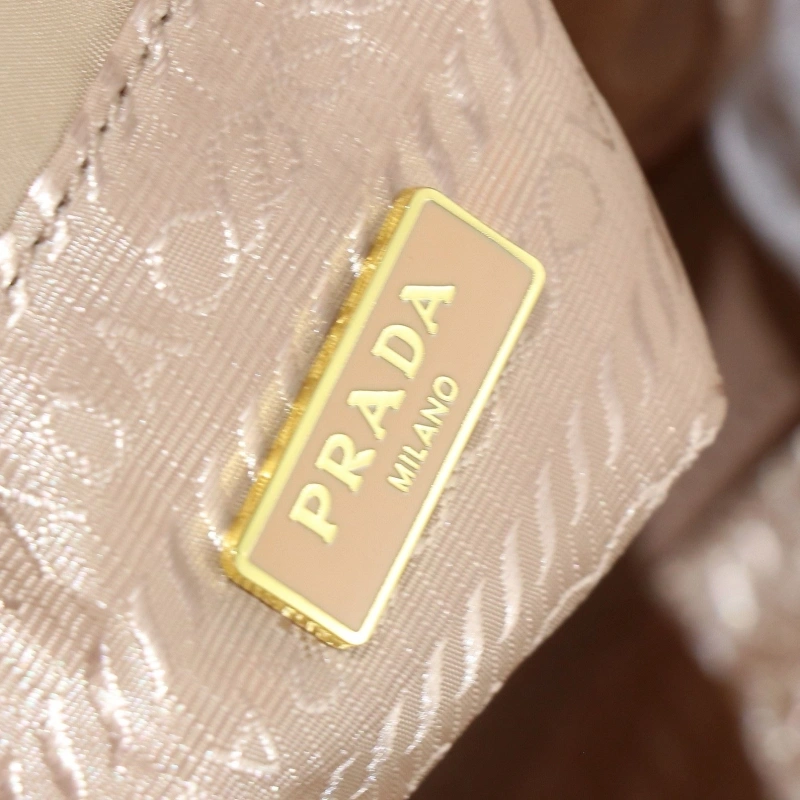 Prada Bucket Bags 4213-0088