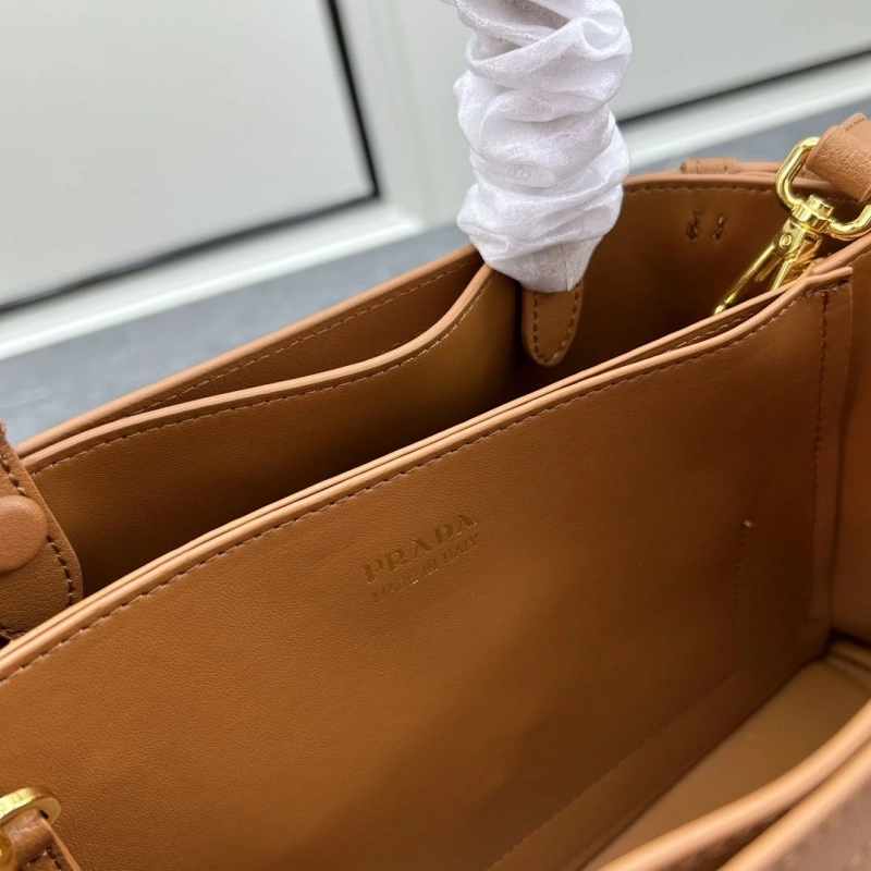 Prada Shopping Bags 4213-0146