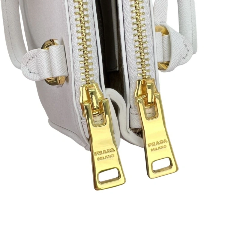 Prada Top Handle Bags 4213A-0004