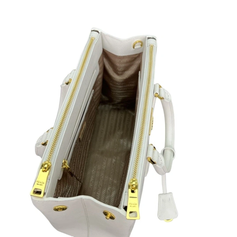 Prada Top Handle Bags 4213A-0011