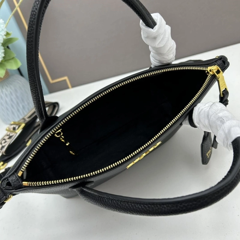 Prada Top Handle Bags 4213A-0191