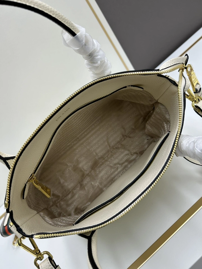 Pra*a top handle bags 4213a-0200