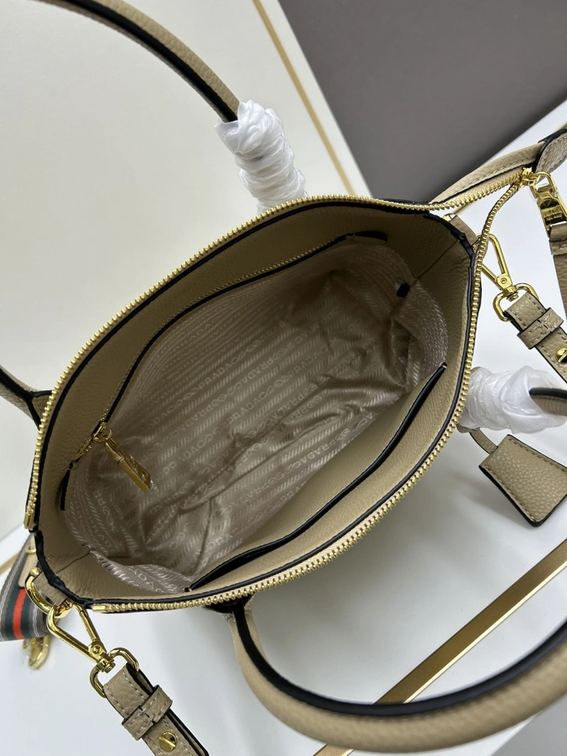 Prada Top Handle Bags 4213A-0201