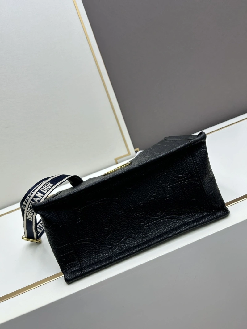 Dior Shopping Bags 4213A-0216