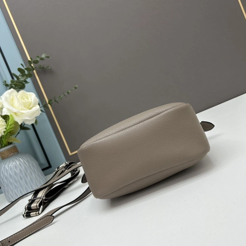 Prada Top Handle Bags 4213A-0256