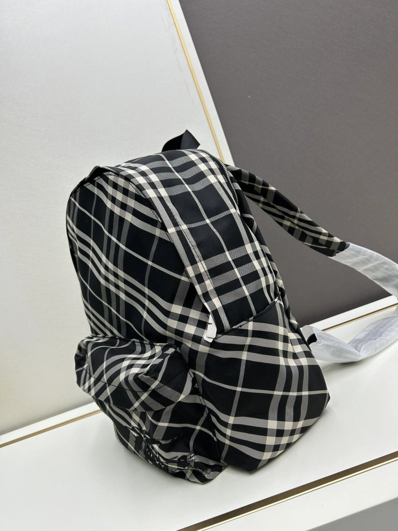 Burberry Backpacks 4213A-0265