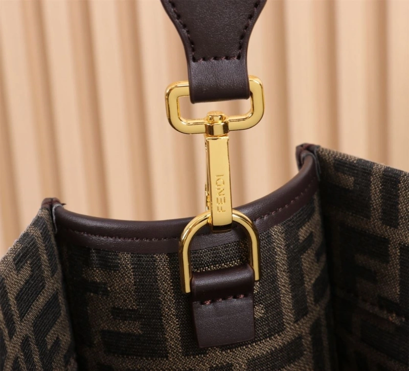 F**di shopping bags 4220-0017