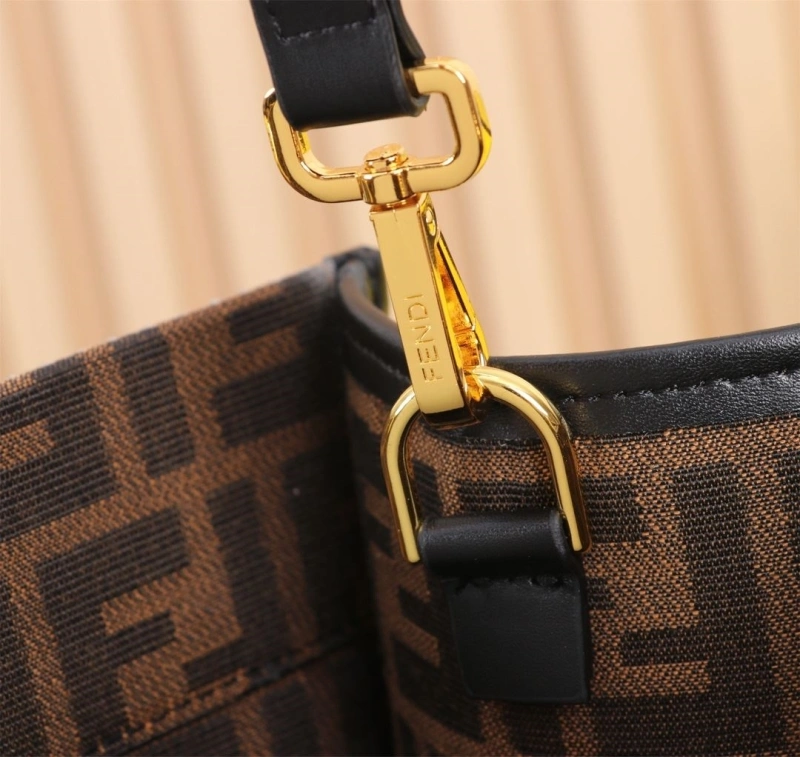 Fendi Shopping Bags 4220-0018