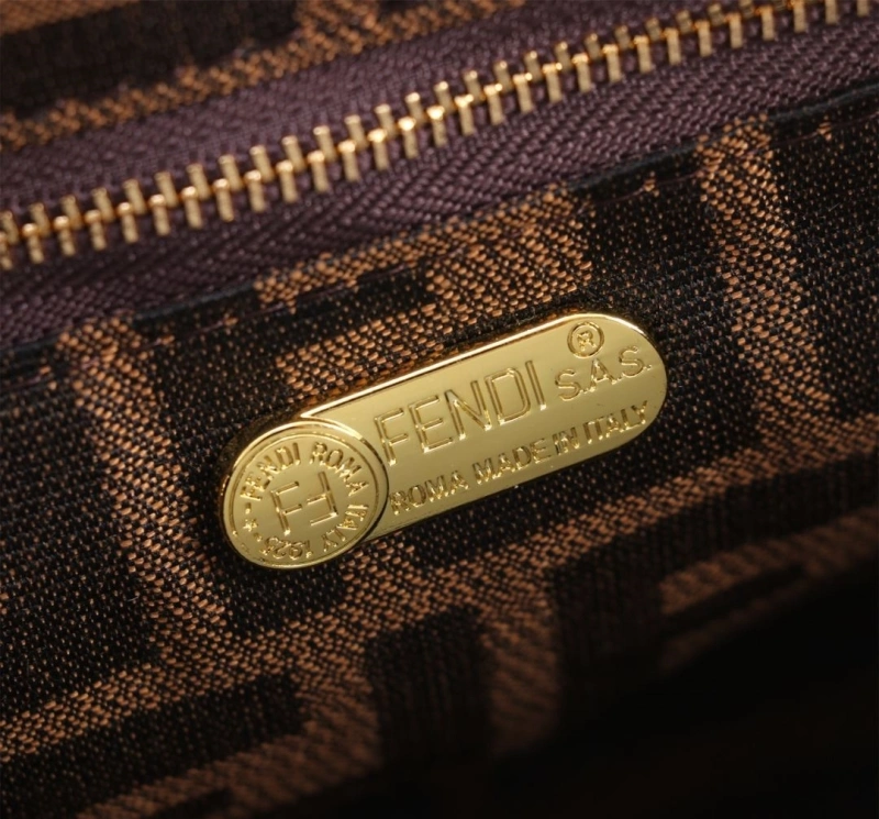 Fendi Satchel Bags 4220-0023