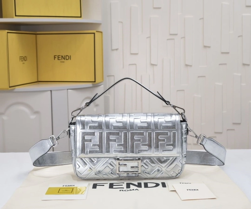 Fendi Satchel Bags 4220-0028