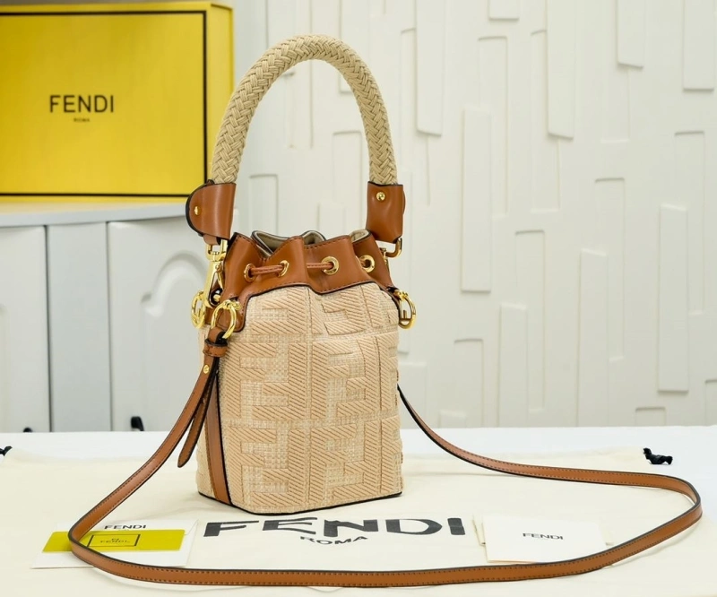 Fendi Bucket Bags 4220-0033