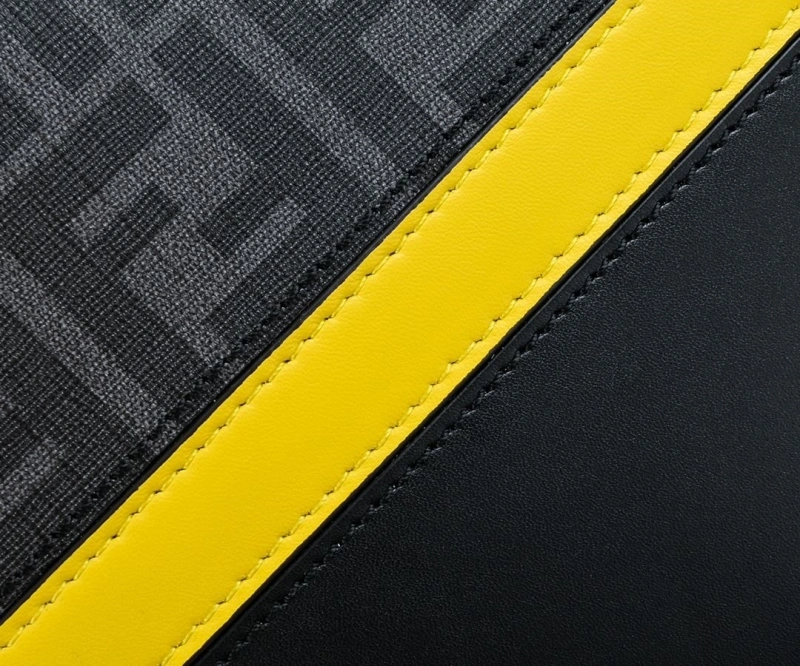 Fendi Satchel Bags 4220-0035