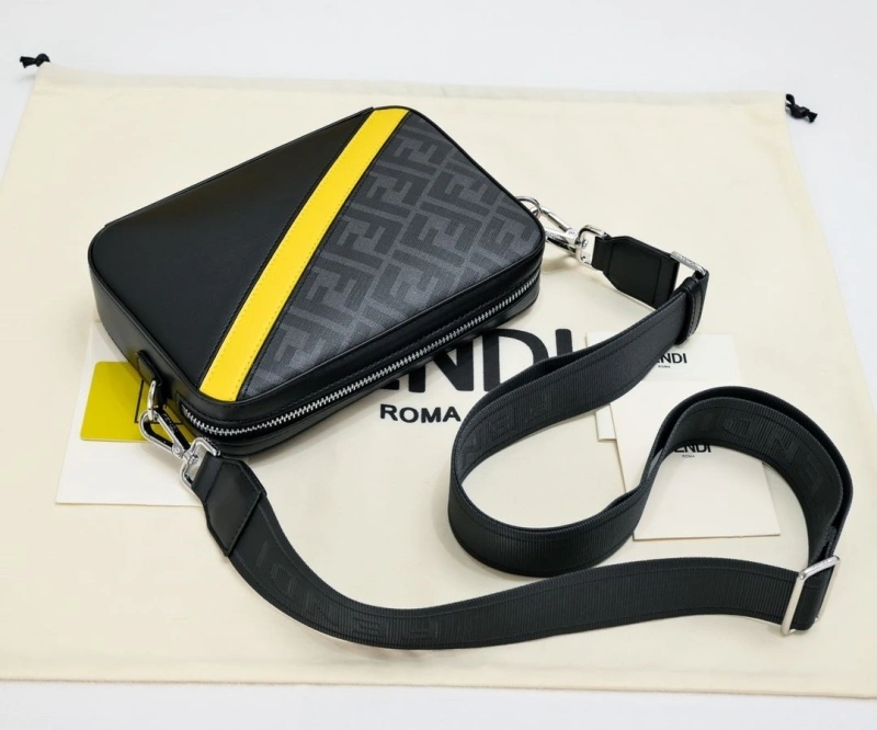 Fendi Satchel Bags 4220-0035