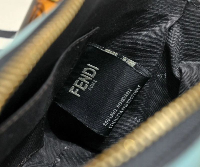 Fendi Top Handle Bags 4220-0046