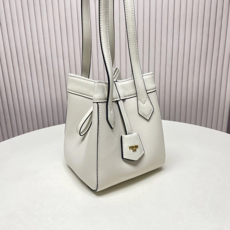 Fendi Top Handle Bags 4220-0074