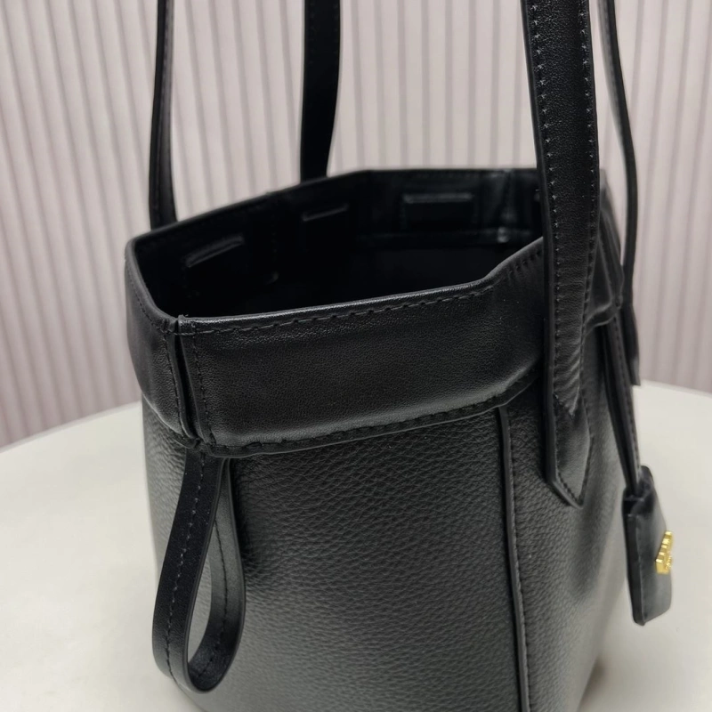 Fendi Top Handle Bags 4220-0075