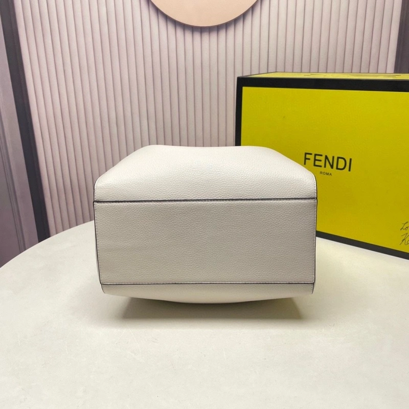 Fendi Shopping Bags 4220-0076