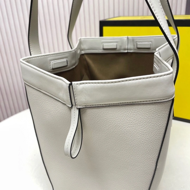 Fendi Shopping Bags 4220-0076