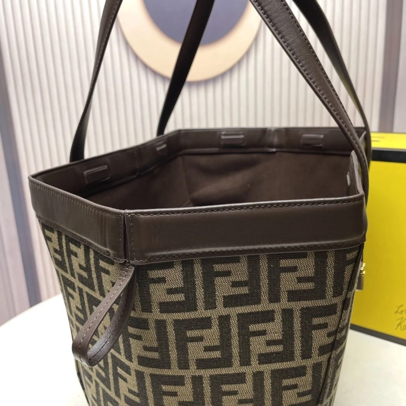 Fendi Shopping Bags 4220-0080