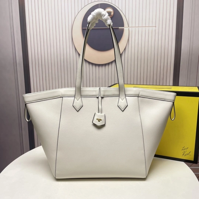 Fendi Shopping Bags 4220-0082