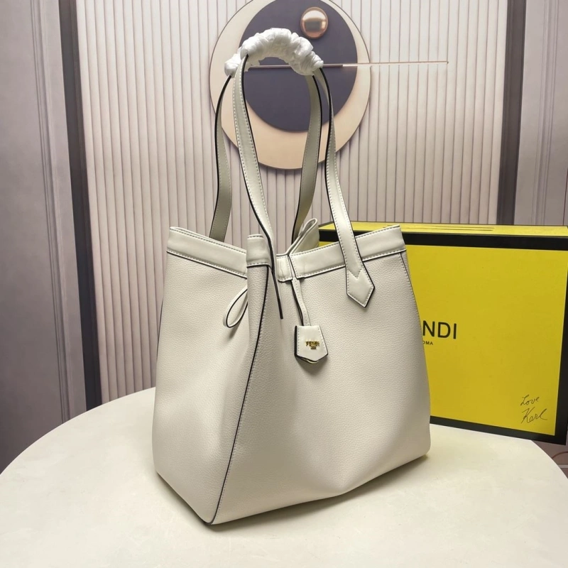 Fendi Shopping Bags 4220-0082