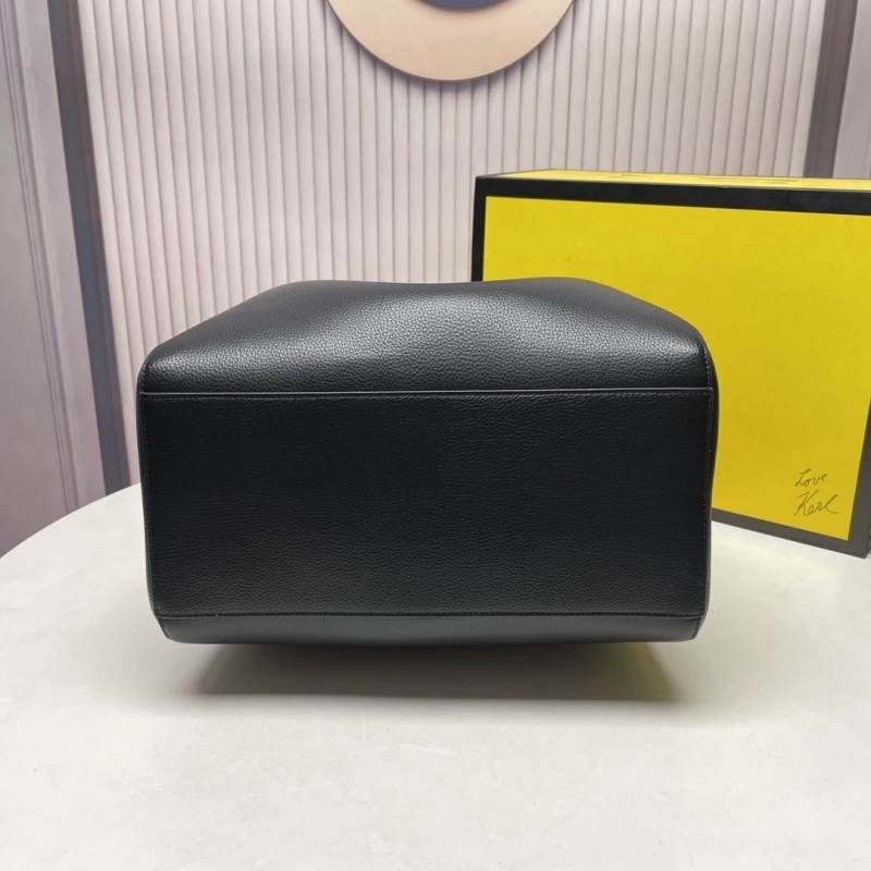 Fendi Shopping Bags 4220-0083