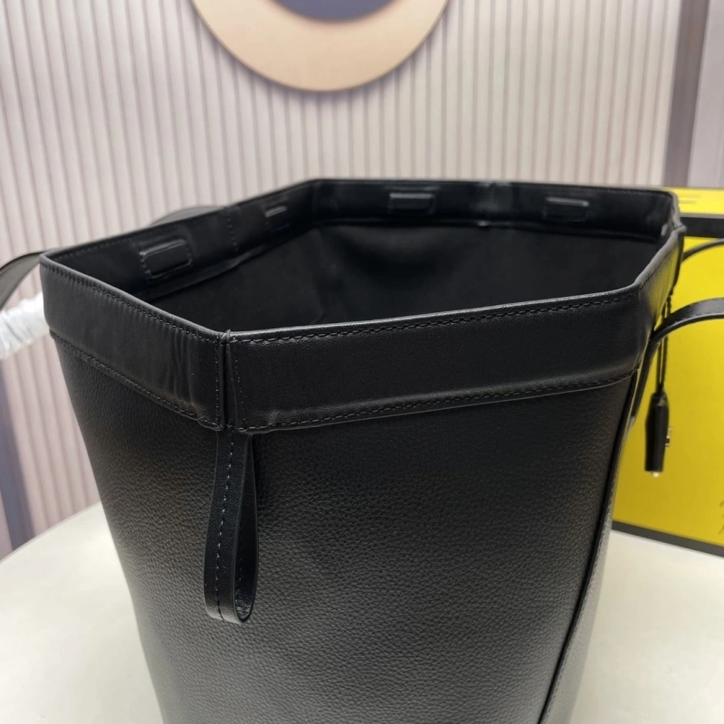 Fendi Shopping Bags 4220-0083