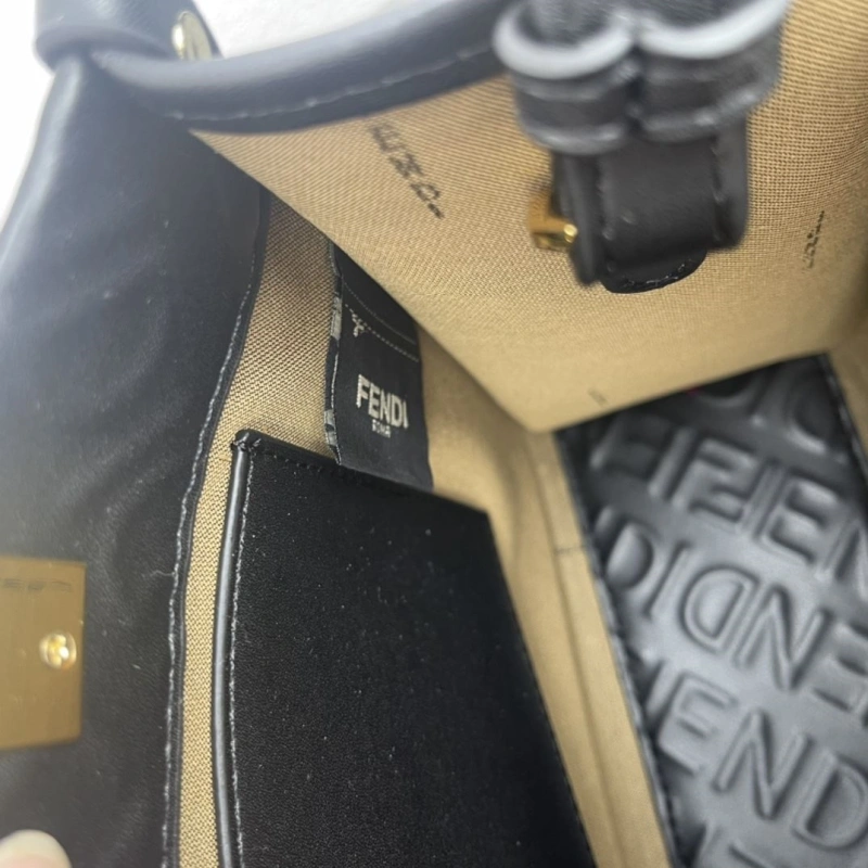 Fendi Shopping Bags 4220-0088