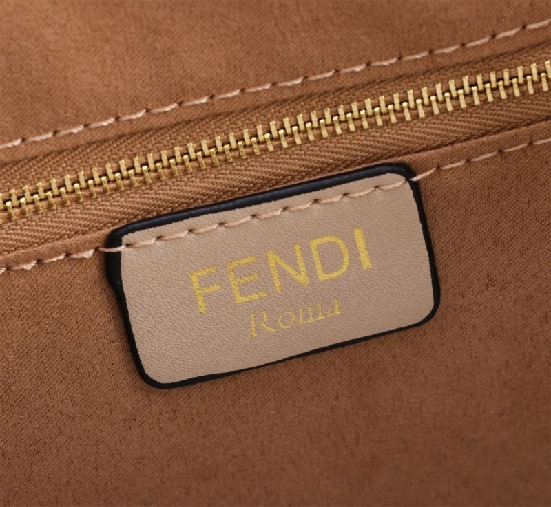 Fendi Shopping Bags 4220-0101
