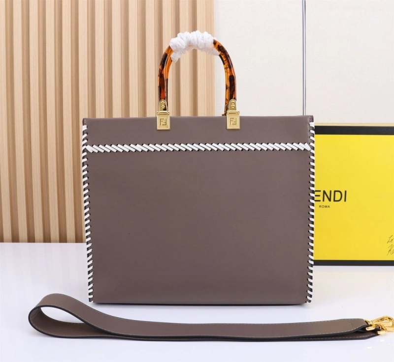 Fendi Shopping Bags 4220-0102