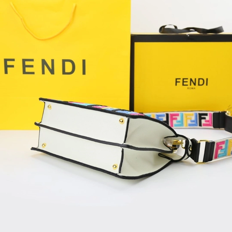 Fendi Top Handle Bags 4220-0111